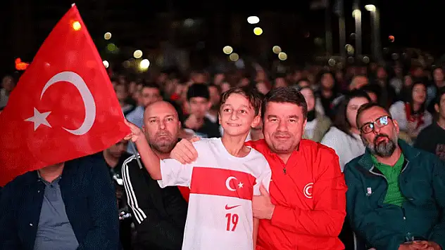 Aksaray'da 12 Dev Adam Coşkusu