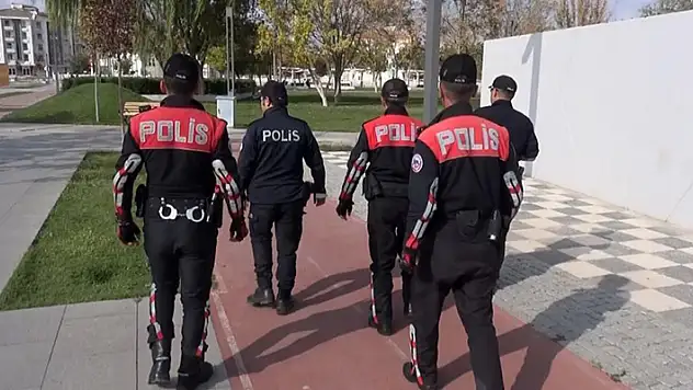 Aksaray'da 131 kişi yakalandı, 82 şüpheli tutuklandı

