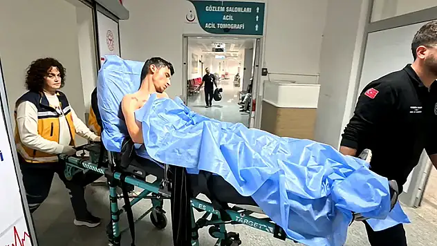 Aksaray'da 16 yaşındaki çocuk tartıştığı genci bıçakla ağır yaraladı
