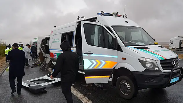 Aksaray'da, 2 askerin şehit olduğu kazada, ölen sivil sayısı 2'ye çıktı