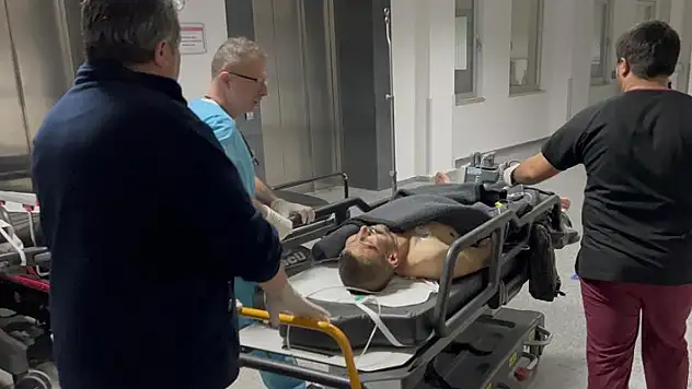 Aksaray'da bıçaklı kavgada 1 kişi yaralandı 
