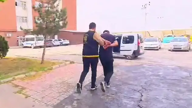 Aksaray'da bir ayda 9 motosiklet çalan 2 şüpheli tutuklandı
