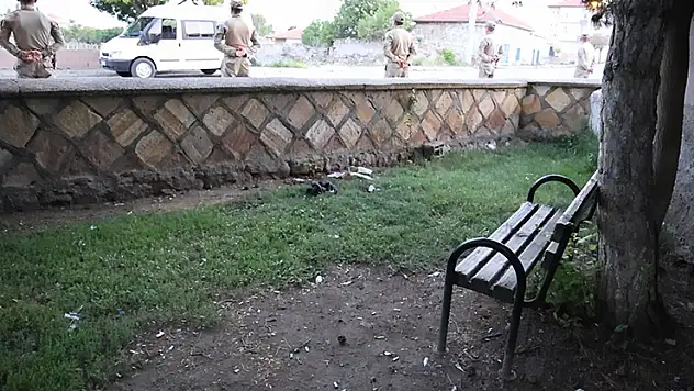 Aksaray'da dehşet: Önce kafasına vurdu sonra boğazını kesip öldürdü