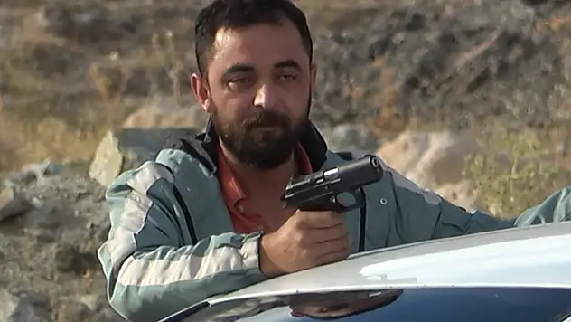 Aksaray'da jandarmanın 7 saat süren ikna çabası arkadaşının müdahalesiyle son buldu