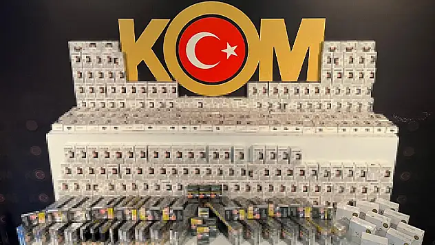 Aksaray'da kaçak sigara ve elektronik sigara ele geçirildi
