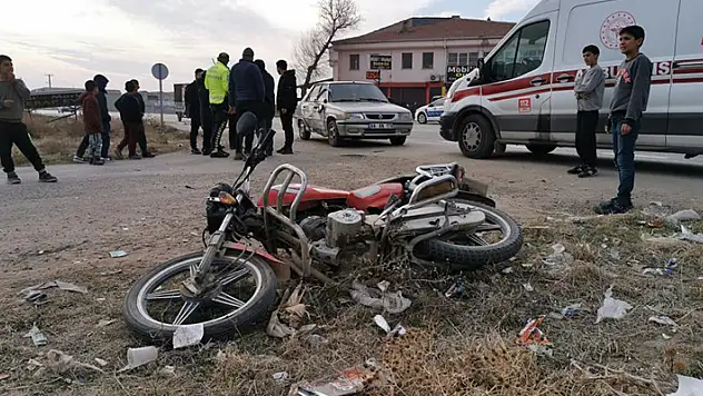 Aksaray'da otomobil ile motosiklet çarpıştı: 2 yaralı
