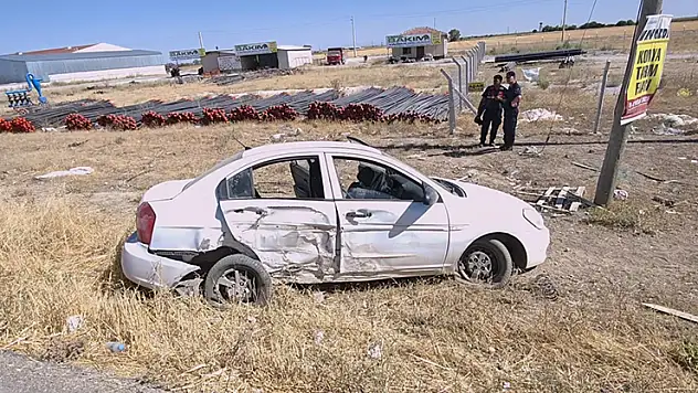 Aksaray'da otomobil şarampole düştü: 4 yaralı