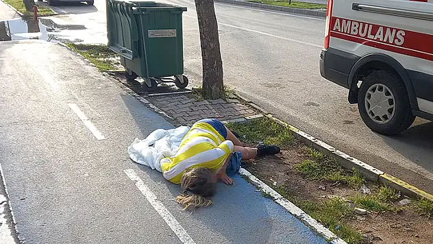 Aksaray'da otomobilden atılan kadın baygın bulundu
