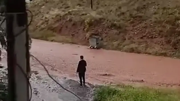 Aksaray'da sele kapılıp sulama kanalına sürüklenen 2 kuzen son anda kurtarıldı
