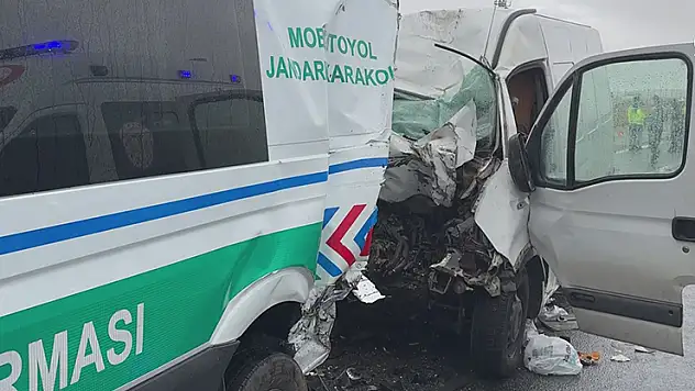 Aksaray'da trafik kazasında 2 asker şehit oldu, 1 kişi öldü