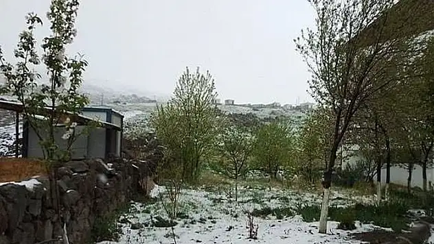 Aksaray'da yüksek kesimlere kar yağdı
