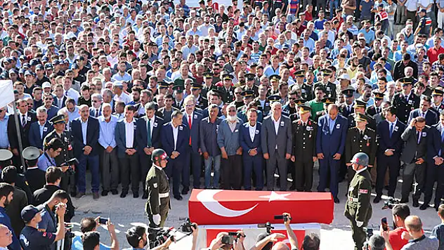 Aksaraylı şehit son yolculuğuna uğurlandı