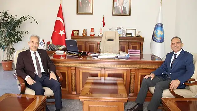 Akşehir Belediye Başkanı Salih Akkaya Kütahya'da
