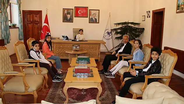 Akşehir Belediye Başkanlığı koltuğuna Elvin Gök oturdu
