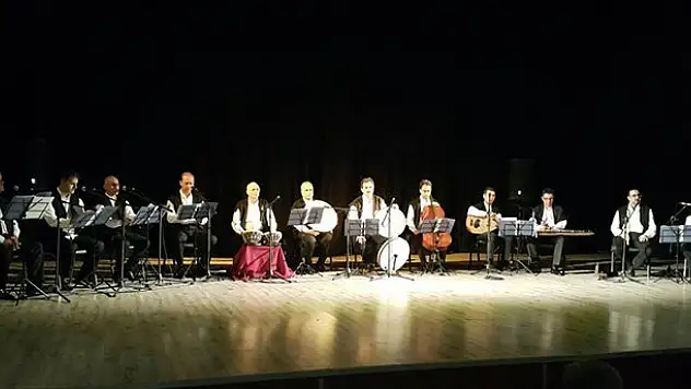 Akşehir Belediyesi'nden Tasavvuf Müziği Konseri
