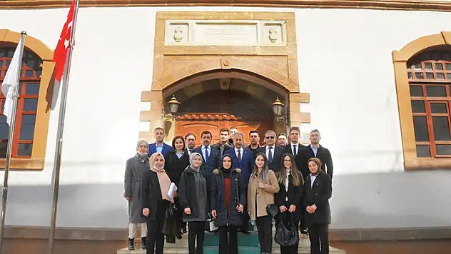 Akşehir Belediyesinde 16 memur işe başladı
