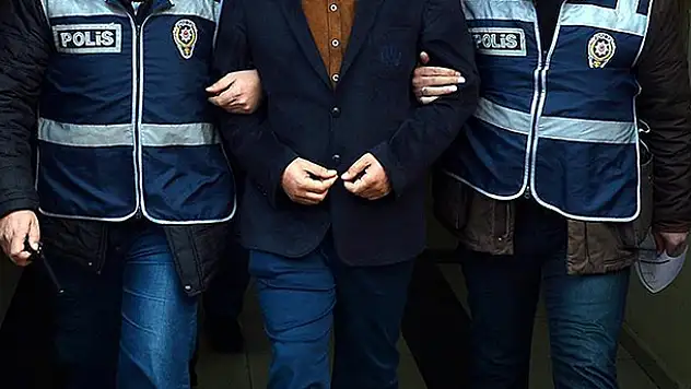 Akşehir'de 1'i emniyet müdür yardımcısı 4 polis tutuklandı