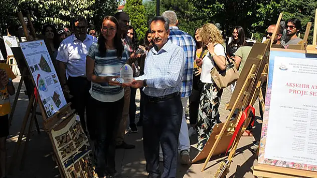 Akşehir'de 11 adet sanat sergisi açıldı 
