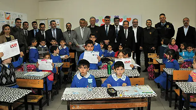 Akşehir'de 19 bin 427 öğrenci karne aldı