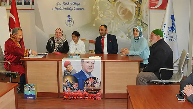 Akşehir'de 2017 yılında 652 çiftin nikahı kıyıldı