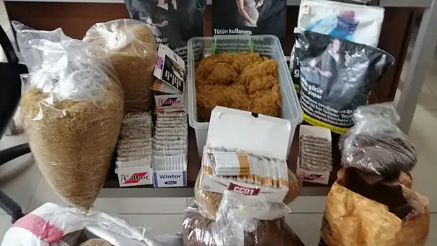 Akşehir'de 25 kilo kaçak tütün ele geçirildi