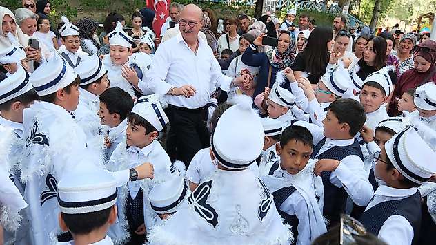 Akşehir'de 92 çocuğun sünnet coşkusu