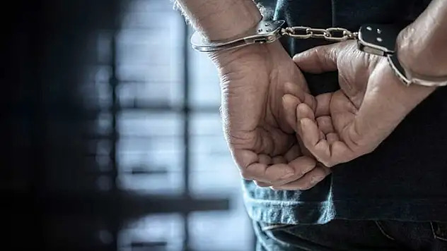 Akşehir'de aranması olan kişi yakalandı

