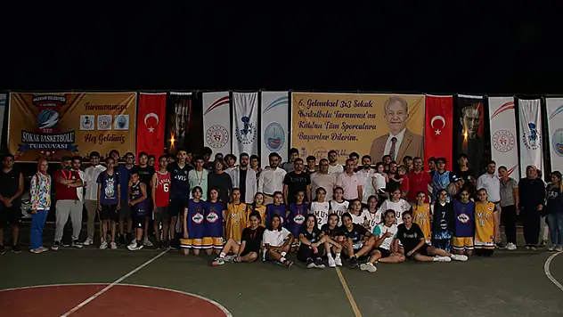 Akşehir'de düzenlenen sokak basketbol turnuvası sona erdi
