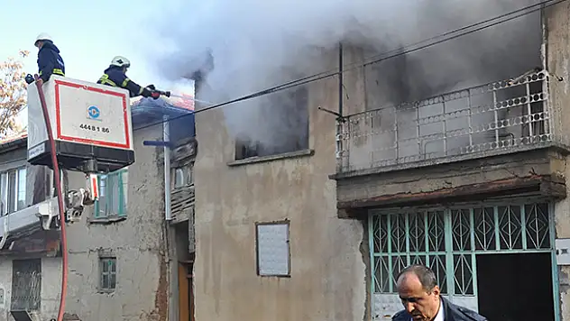 Akşehir'de Ev Yangını