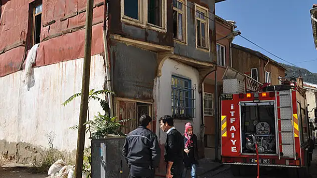 Akşehir'de ev yangını