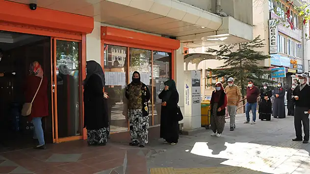 Akşehir'de gönül birliği ile yardımlaşma en üst düzeye ulaştı