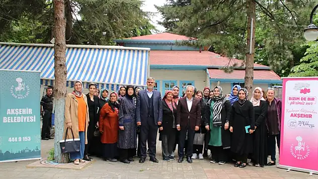 Akşehir'de 'Kadının Gözünden Akşehir' konulu toplantı
