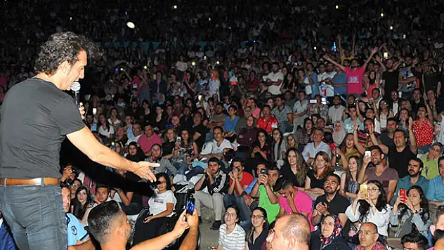 Akşehir'de Kıraç konseri