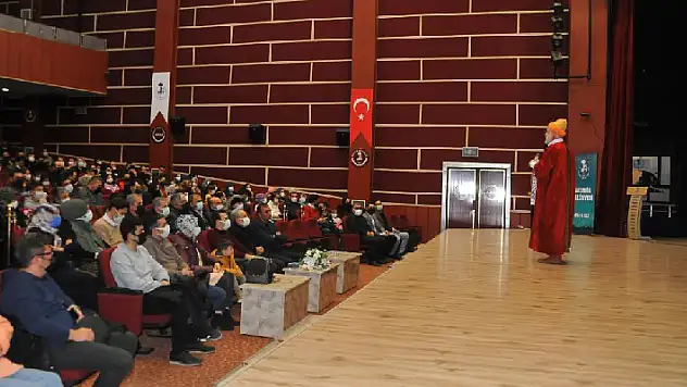 Akşehir'de Meddah Yusuf Duru'ya yoğun ilgi

