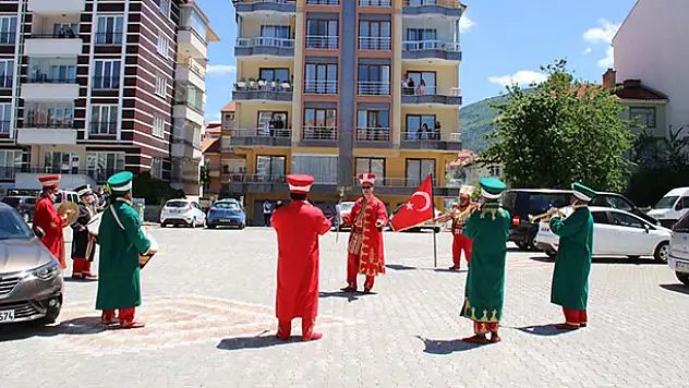 Akşehir'de mehterli kutlama yapıldı