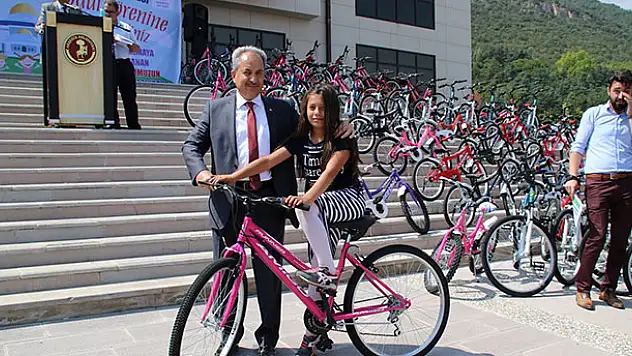 Akşehir'de, 'Sabahın Seherinde Haydi Çocuklar Camiye' projesi