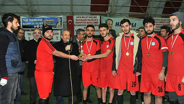 Akşehir'de şehit kaymakam adına futbol turnuvası