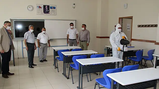 Akşehir'de sınav salonları YKS için hazır
