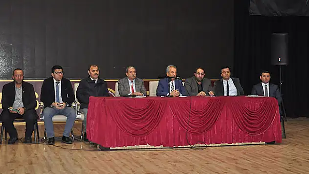 Akşehir'de soba külü ve inşaat atıklarının çöp konteynerlerine dökülmesi yasaklandı