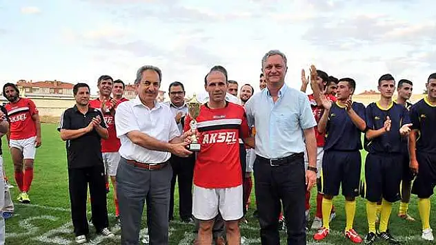 Akşehir'de Tarihi Maç Yeniden Canlandırdı