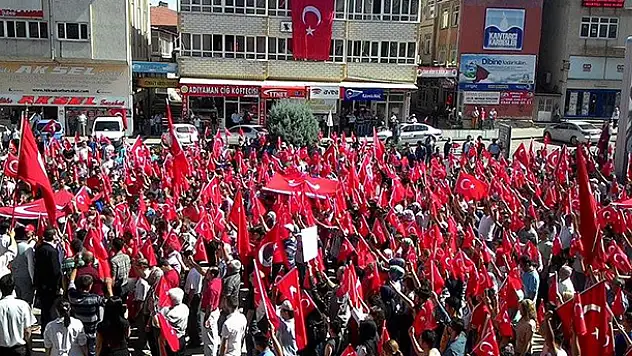 Akşehir'de Teröre Tepki Yürüyüşü