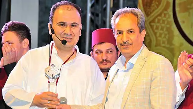 Akşehir'de Tiyatro Gecesi