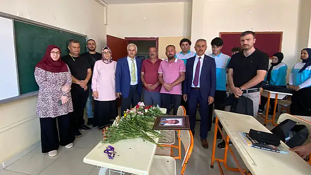 Akşehir'de trafik kazası sonucu ölen lise öğrencisi anıldı
