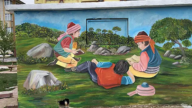 Akşehir'de trafolar sanat eserlerine dönüştü
