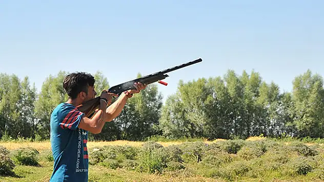 Akşehir'de trap atışları