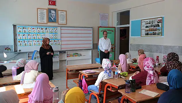 Akşehir 'de Yatılı Yaz Kur'an Kursu'nda eğitim coşkusu devam ediyor