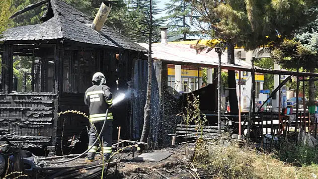 Akşehir'deki akaryakıt istasyonunda yangın
