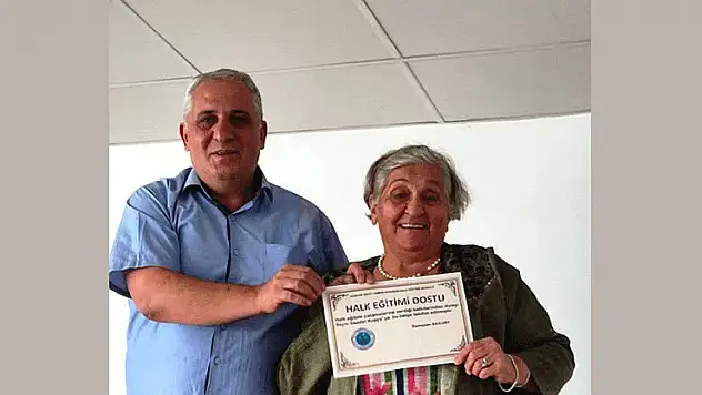 Akşehir Halk Eğitimi Merkezi'nden Halk Eğitimi Dostu Belgesi