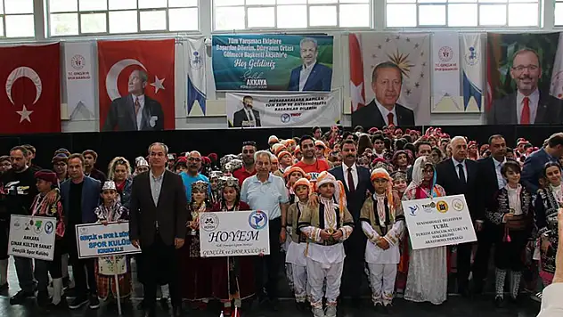 Akşehir Halk Oyunları Grup Yarışmasına ev sahipliği yaptı
