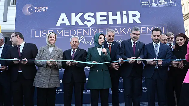 Akşehir Lise Medeniyet Akademisi Bakan Göktaş'ın katılımıyla açıldı 